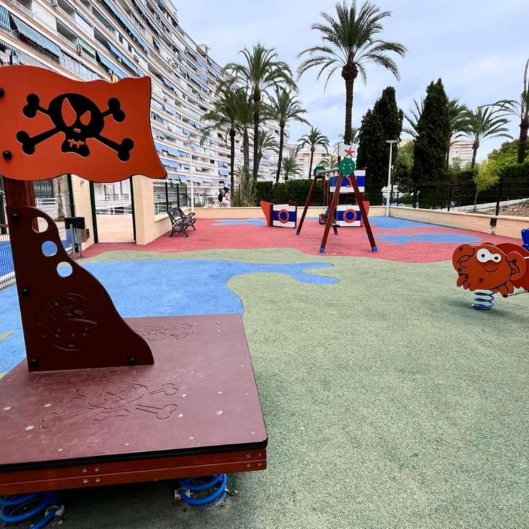 Cosy flat 500 m from the beach with swimming pools and tennis court - Apartment - 47