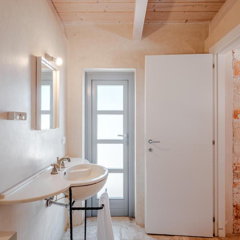 HelloAPULIA Villa Barbara - Villa with 7 Bedrooms & Infinity Pool, Monopoli - Villa con Piscina Privata - 59