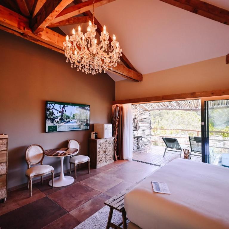Le Hameau Des Pesquiers Ecolodge & Spa, Curio Collection By Hilton - Chambre Lit King-Size Prestige avec Bain à Remous - 2