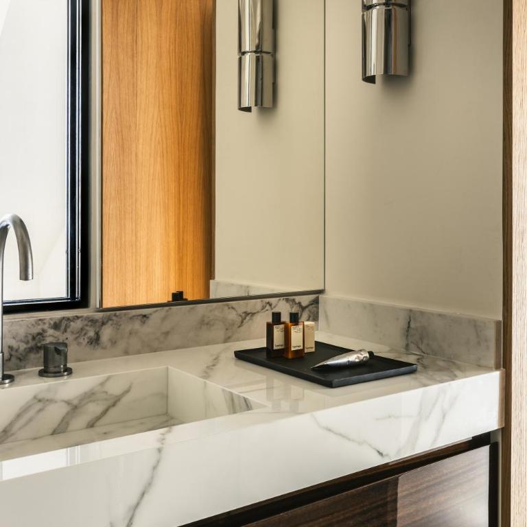 Mondovi Luxury Suites - Suite Junior Parisienne - 6