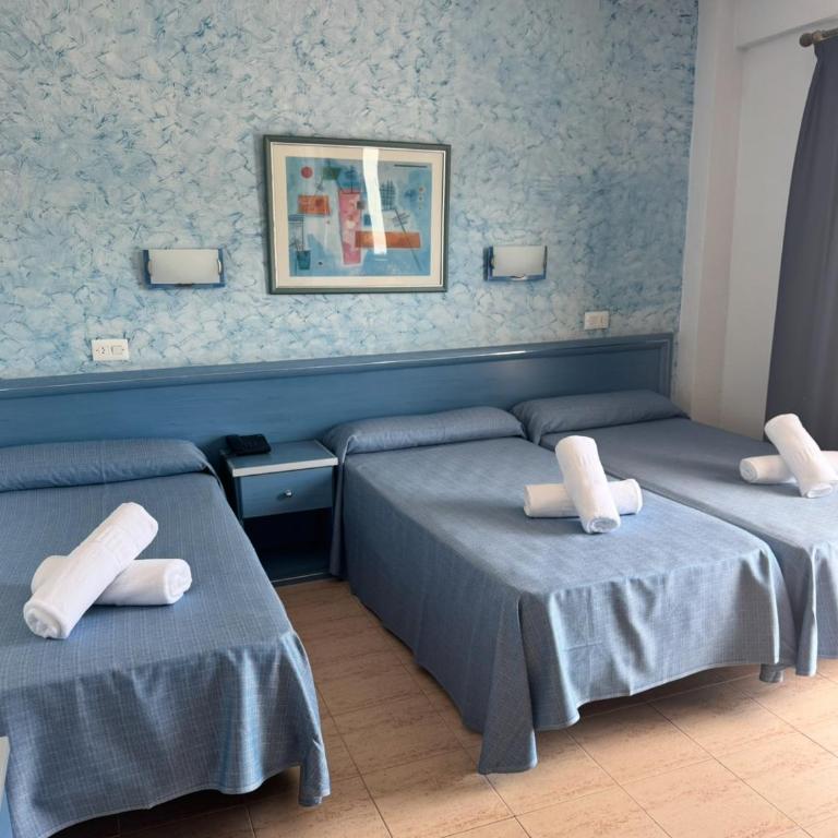 Santa Monica Playa - Habitación Doble con cama supletoria (3 adultos) - 2