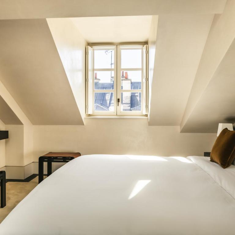 Mondovi Luxury Suites - Parisian Suite – 1 Bedroom - 1