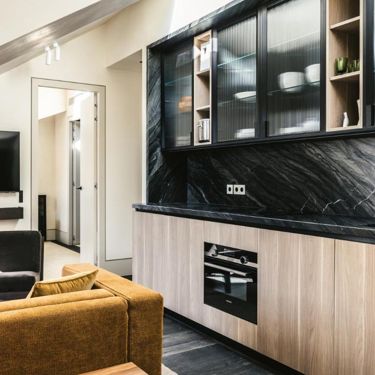 Mondovi Luxury Suites - Parisian Suite – 1 Bedroom - 8