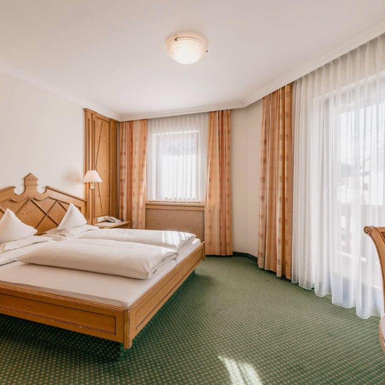 Residence - Ski in Ski out by Austria Bellevue - Doppelzimmer mit Bergblick - 1
