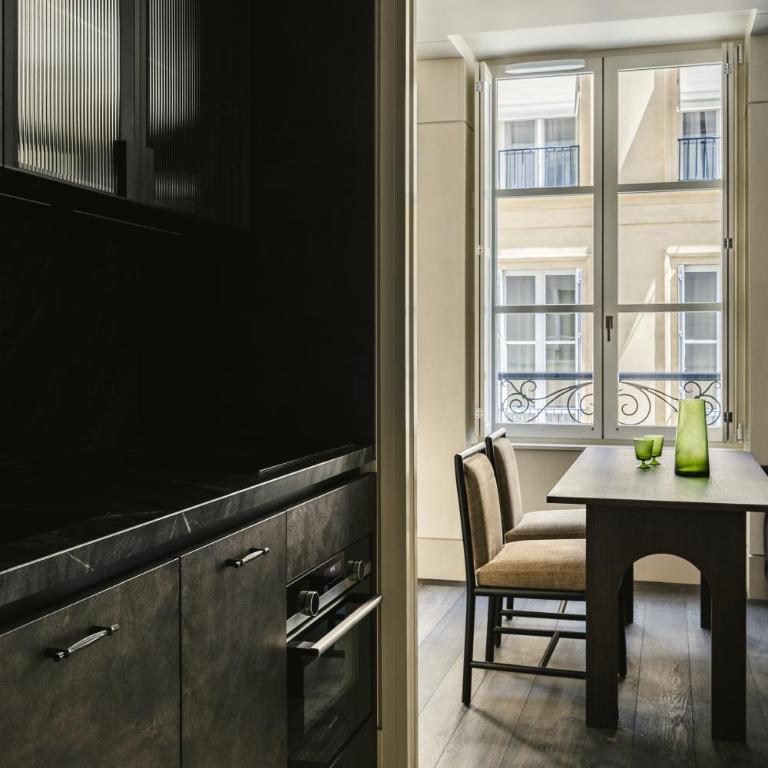 Mondovi Luxury Suites - Large Suite – 2 Bedrooms - 1