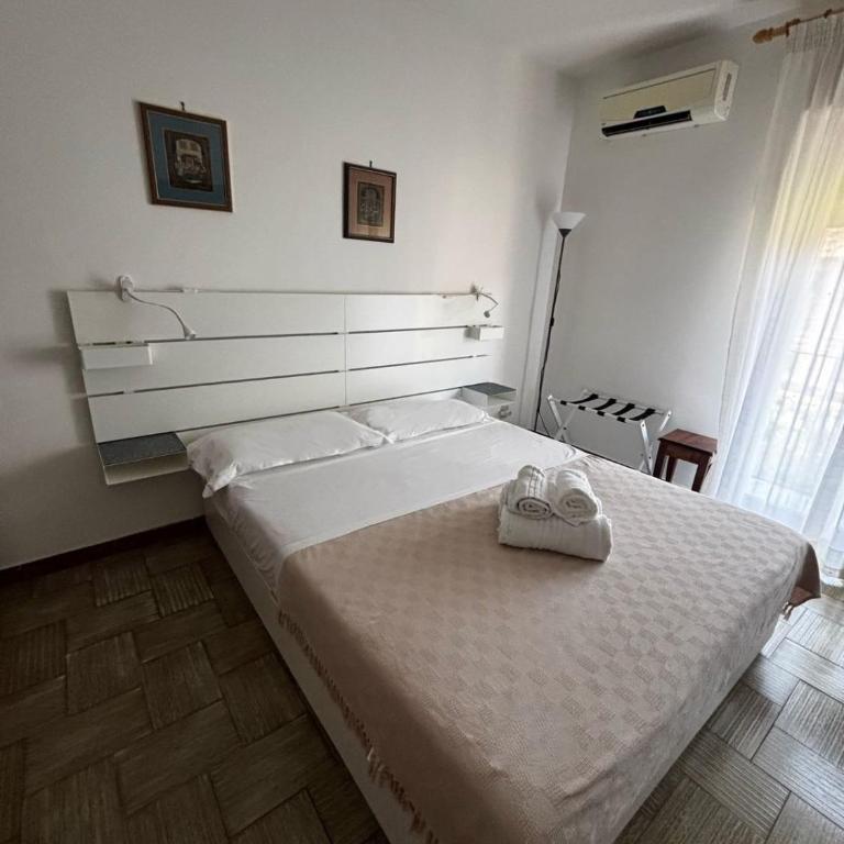 GuestHost - A Look of Taormina Apartments - a Few Steps from the Center - One-Bedroom Standard Apartment - 11