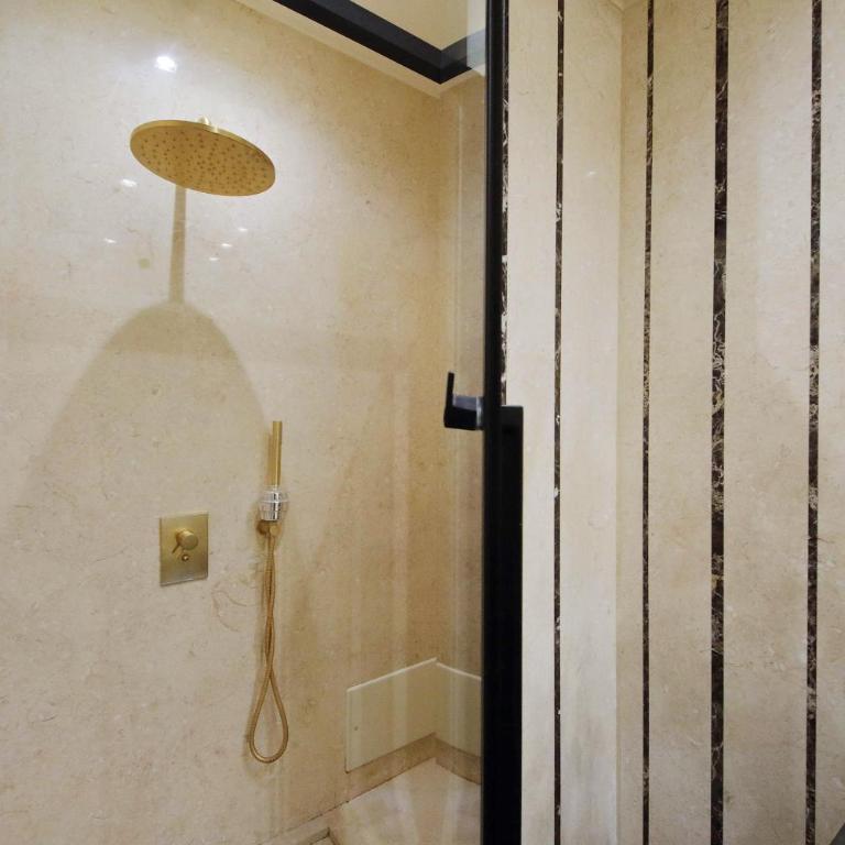 YCH-Elegante appartamento vicino Villa Ada - Apartment mit 2 Schlafzimmern und Balkon - 16