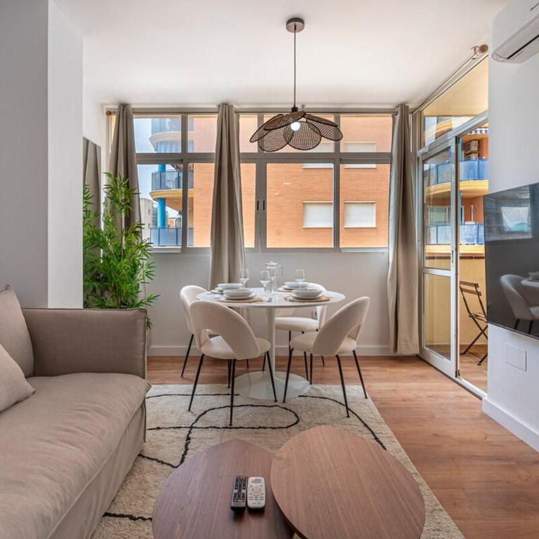 Cozy Apart In Fuengirola with Beach Views - Apartamento de 2 dormitorios - 4