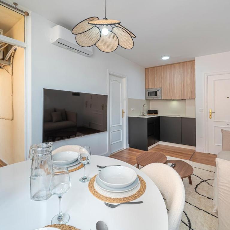 Cozy Apart In Fuengirola with Beach Views - Apartamento de 2 dormitorios - 5