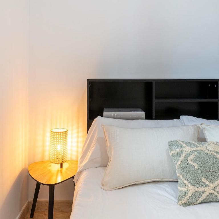 Cozy Apart In Fuengirola with Beach Views - Apartamento de 2 dormitorios - 7