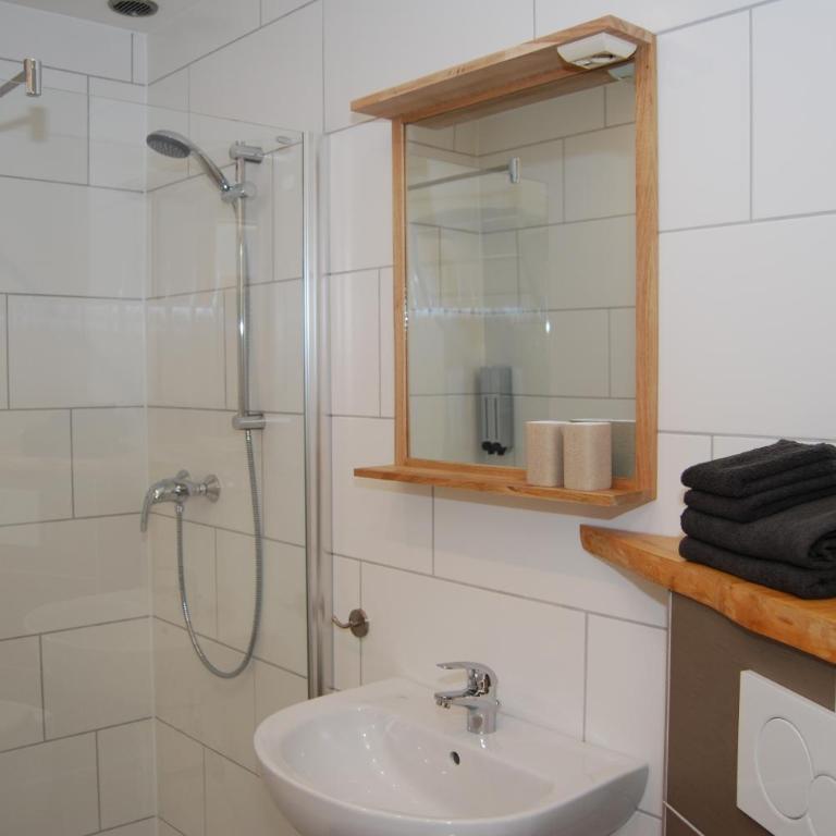 Ferienwohnung Zeber - Apartment 1 - 12