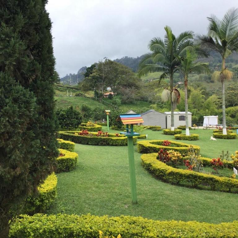 Espectacular finca en jerico con jacuzzi - Villa - 8
