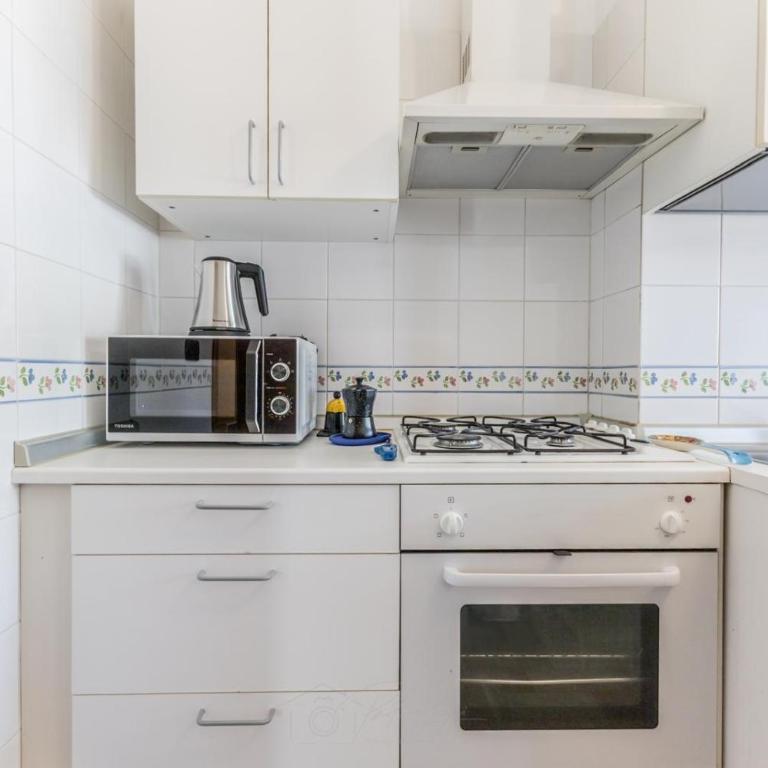 Guest House Ionio - Camera Matrimoniale con Bagno Privato - 6