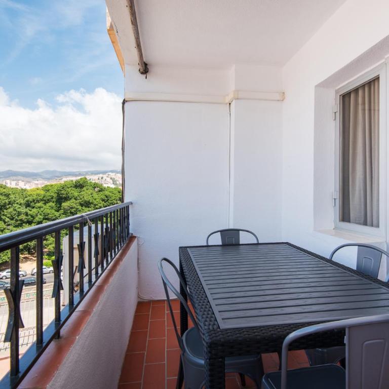 NEW 7th CORNER city center Apartment for groups - Apartamento - 4