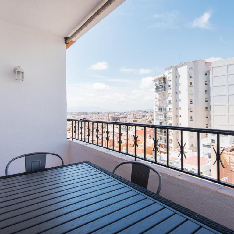 NEW 7th CORNER city center Apartment for groups - Apartamento - 32
