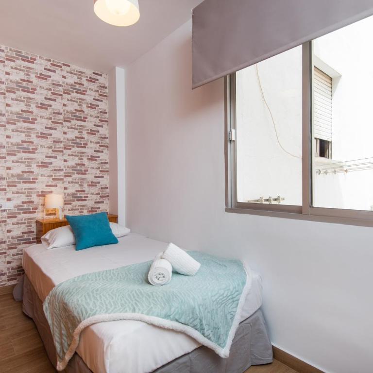 NEW 7th CORNER city center Apartment for groups - Apartamento - 8