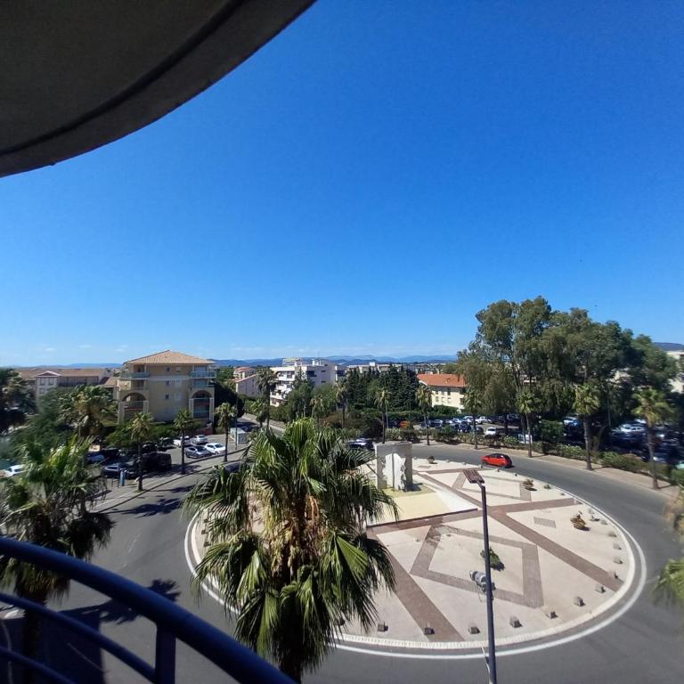 Port Frejus, joli studio cabine bien equipe, clima - Studio with Balcony - 2