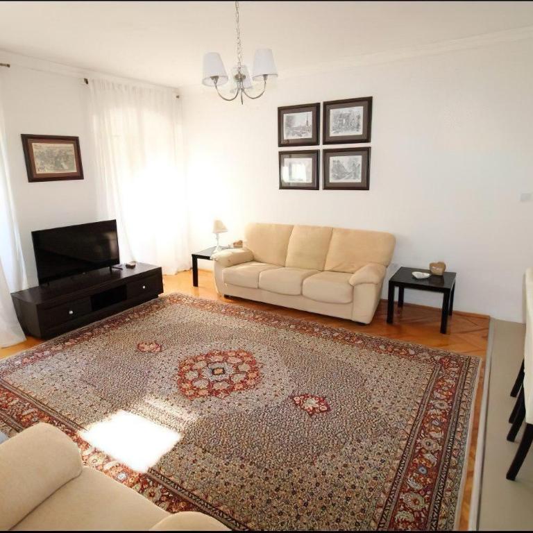 Old Town Herceg Novi Main Square - One-Bedroom Apartment - 3