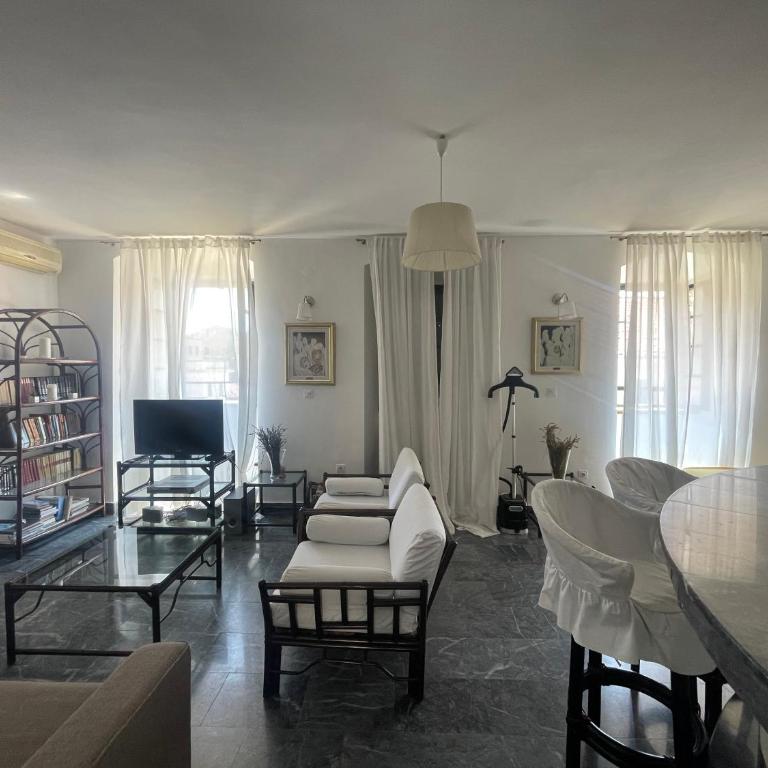 Old Town Herceg Novi Main Square - Four-Bedroom Luxury Apartment - 7