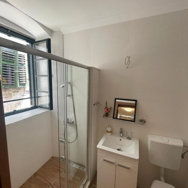 Old Town Herceg Novi Main Square - Four-Bedroom Luxury Apartment - 5