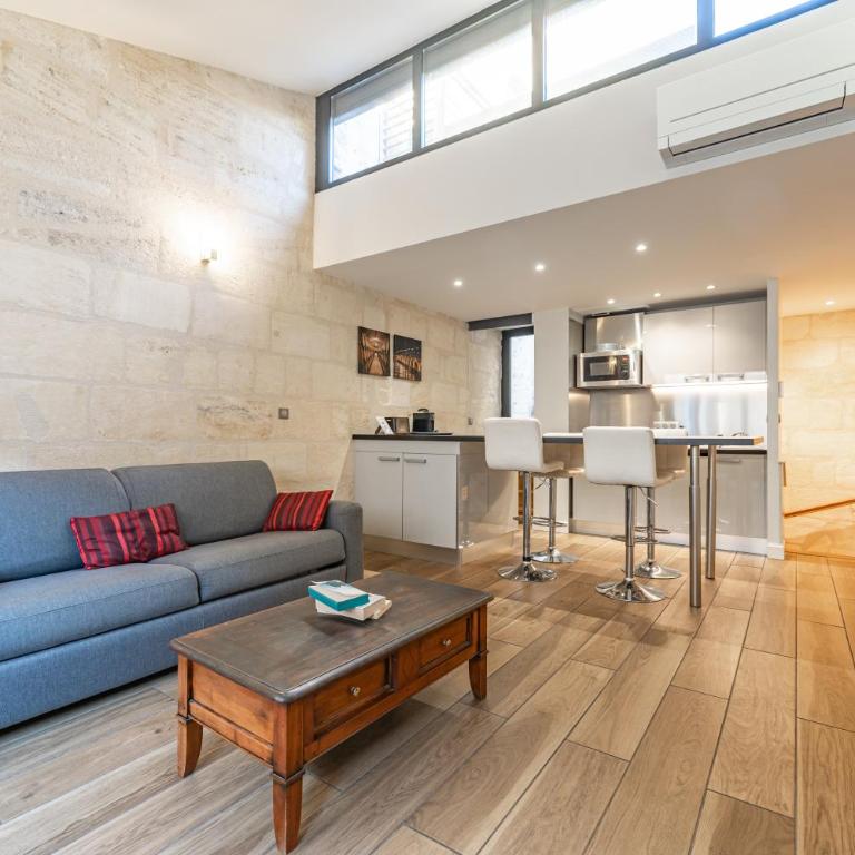 Superbe Duplex en Hypercentre avec Rooftop et Climatisation - Apartamento de 1 dormitorio con terraza - 3