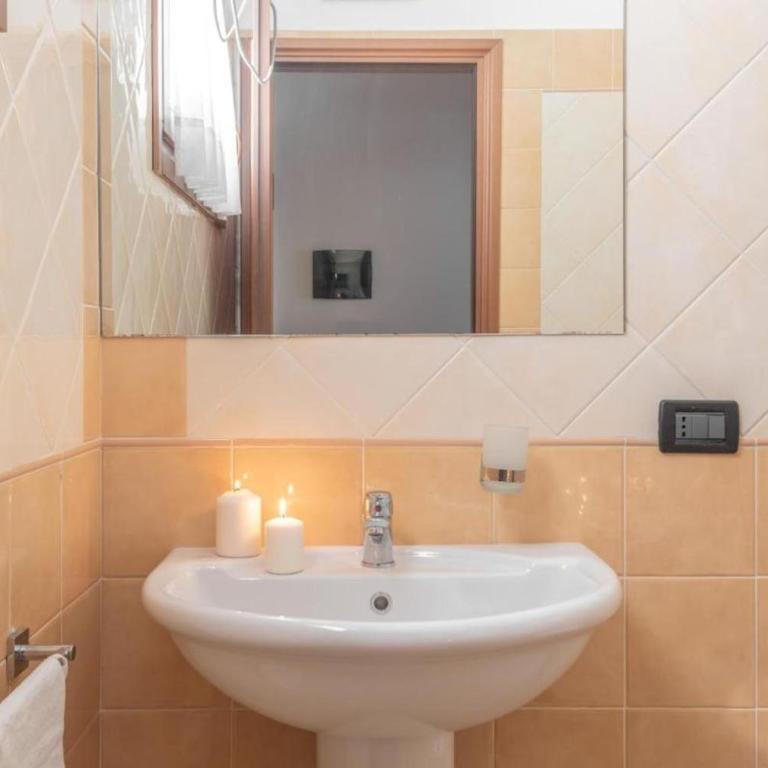 Stylish Residence Le Fontane 1 bedroom Apartment sleeps 4 person-No6887 - Apartment - 10