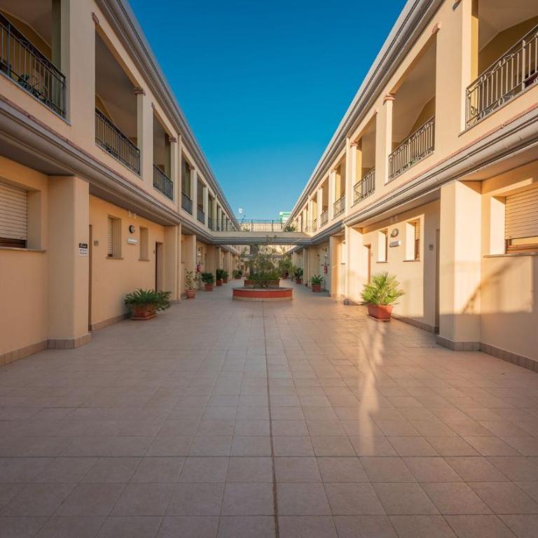 Stylish Residence Le Fontane 1 bedroom Apartment sleeps 4 person-No6887 - Apartment - 29