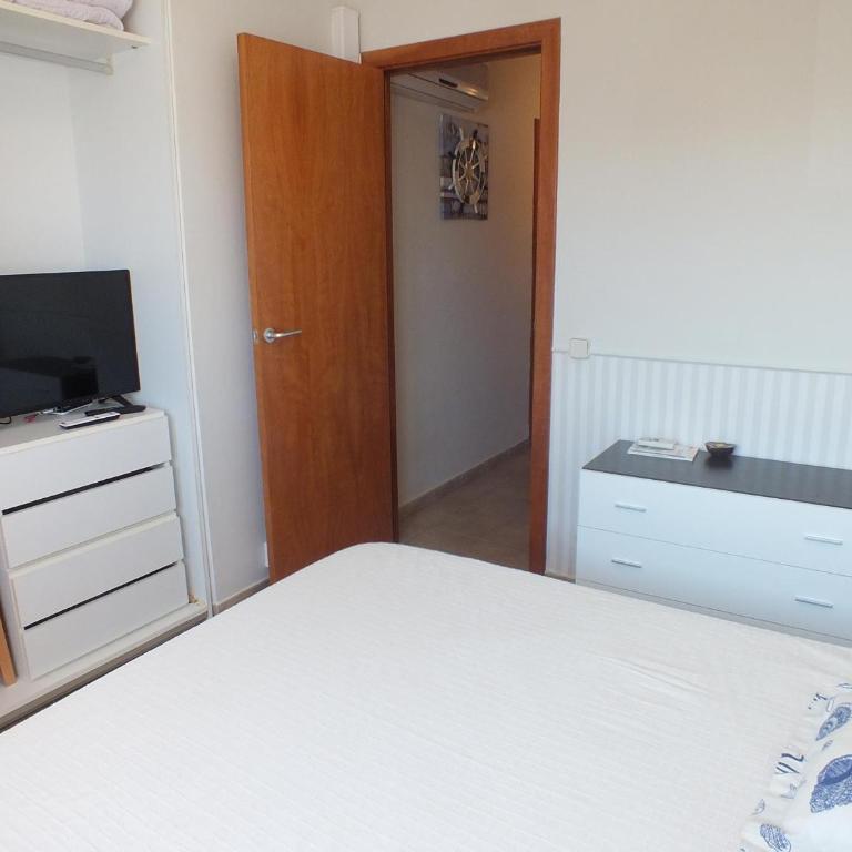 Apartamento para 6 personas con piscina, a 700m de la playa - ES-204-14 - Apartment - 24