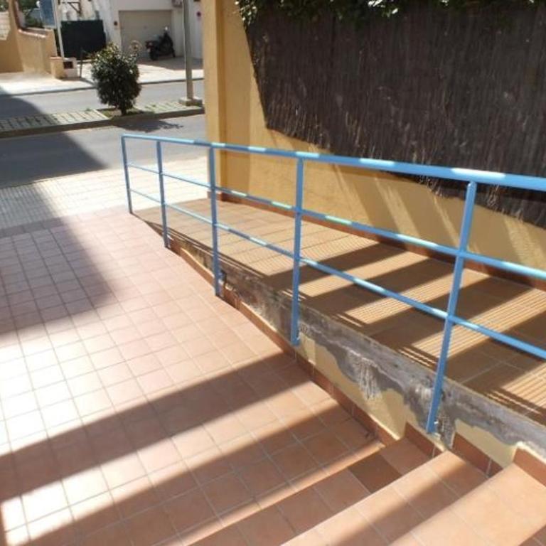 Apartamento en Roses para 6 pers con piscina y parking - ES-204-49 - Apartment - 8
