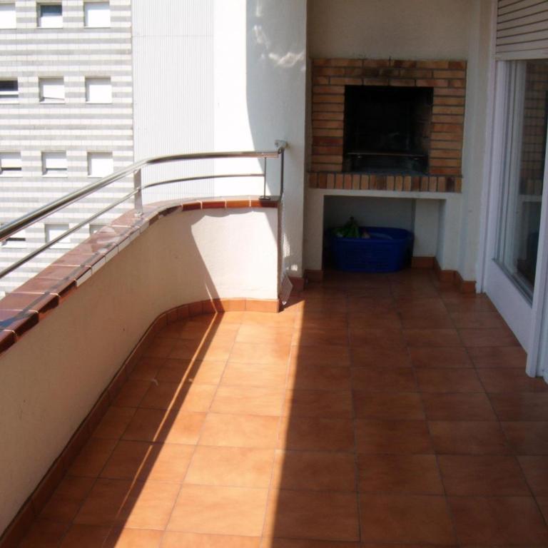 Apartamento a 50m de la playa con Wi-Fi y terraza, 2 dormitorios, 6 pers. - ES-204-26 - Apartment - 4