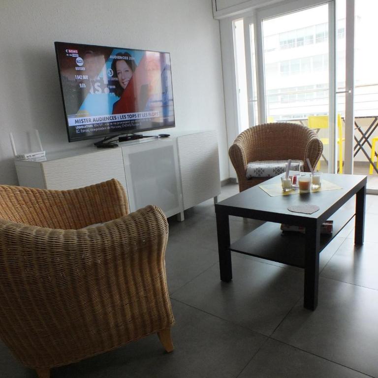 Apto 4 pers con piscina, aire acondicionado, cerca de la playa - Rosas - ES-204-66 - Apartment - 9