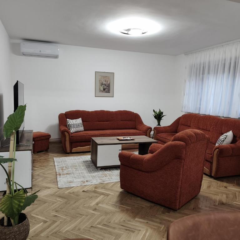 Apartman Lidija - Apartman sa 3 Spavaće Sobe i Balkonom - 3