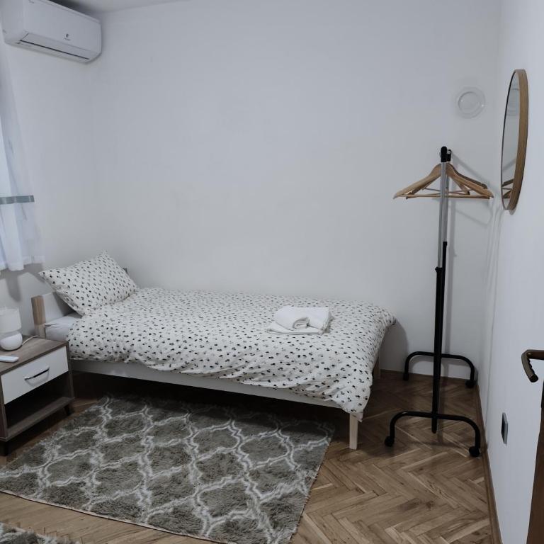 Apartman Lidija - Apartman sa 3 Spavaće Sobe i Balkonom - 16