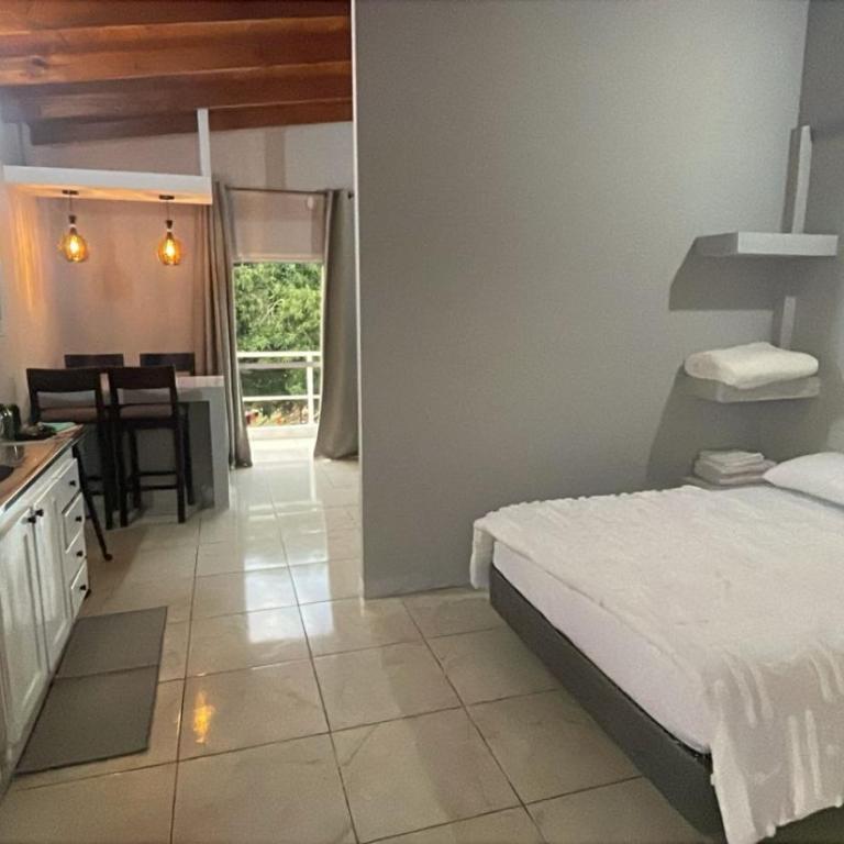 Villalba Apart 5 - Two-Bedroom Apartment with Balcony - 1