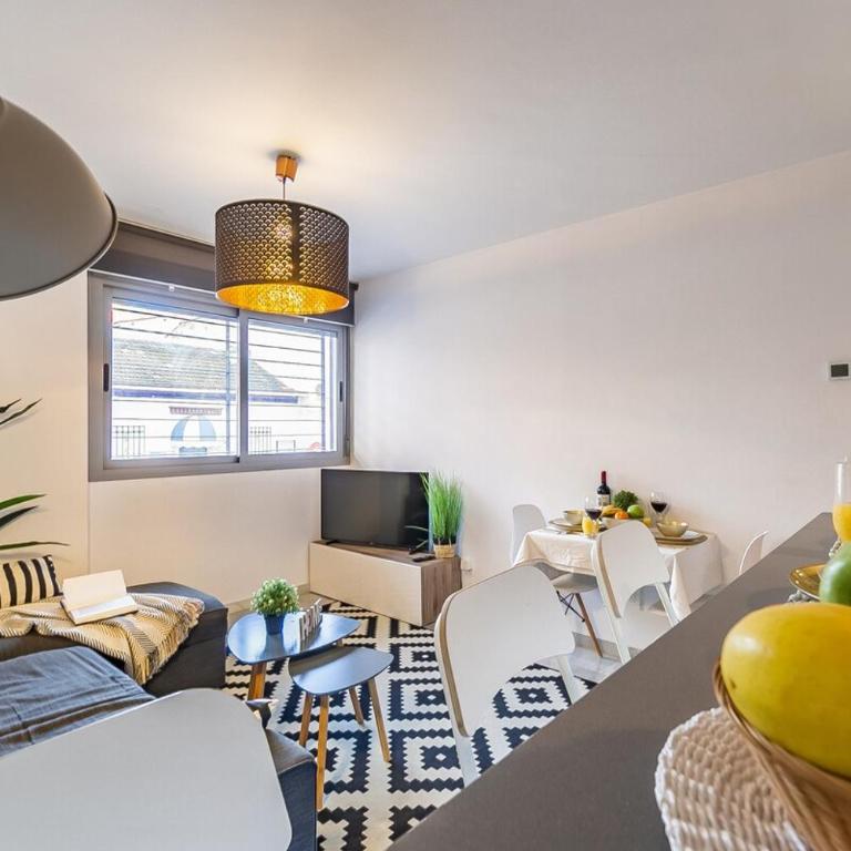 Boutique Apartment in Quiet Málaga by TuriVida - Apartamento de 2 dormitorios - 10