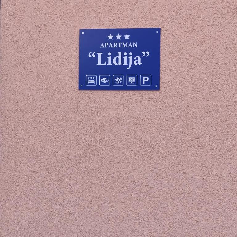 Apartman Lidija - Apartman sa 3 Spavaće Sobe i Balkonom - 28