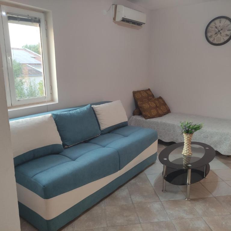 Green Valley GV - One-Bedroom Apartment with Garden View - 9
