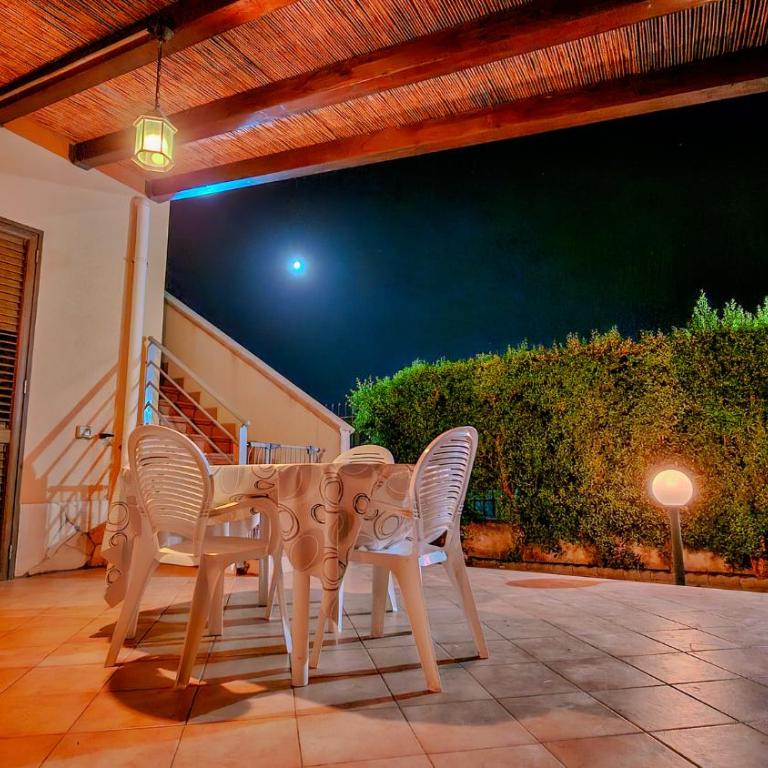 Villa Lumia - Camera Matrimoniale con Patio - 3