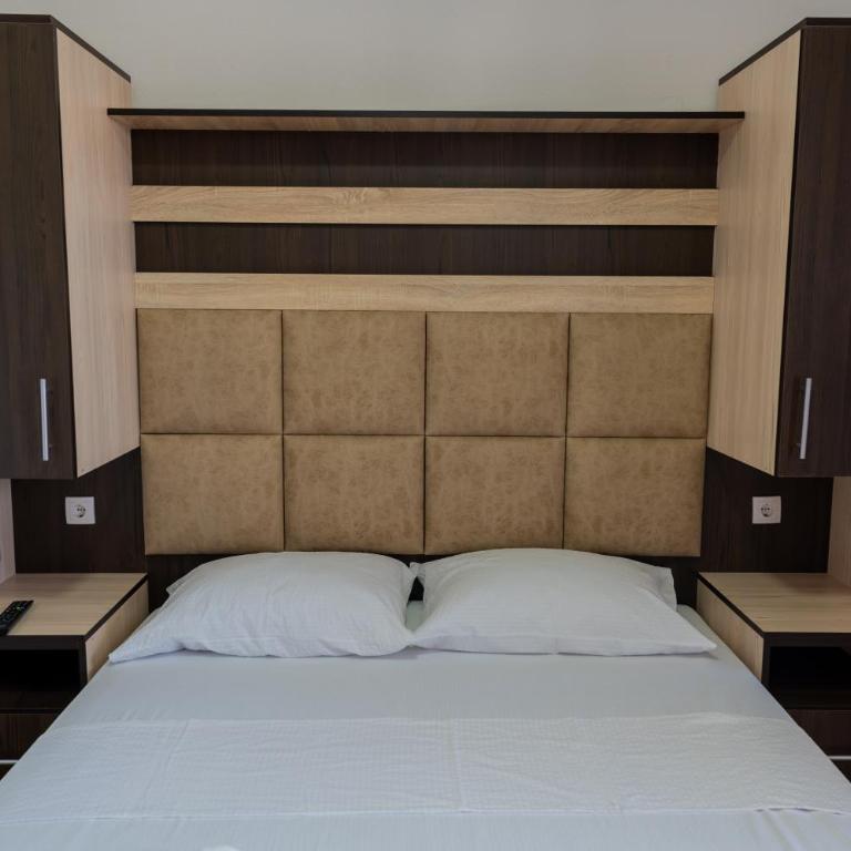 Vukli Apartments - Deluxe Double Room - 5