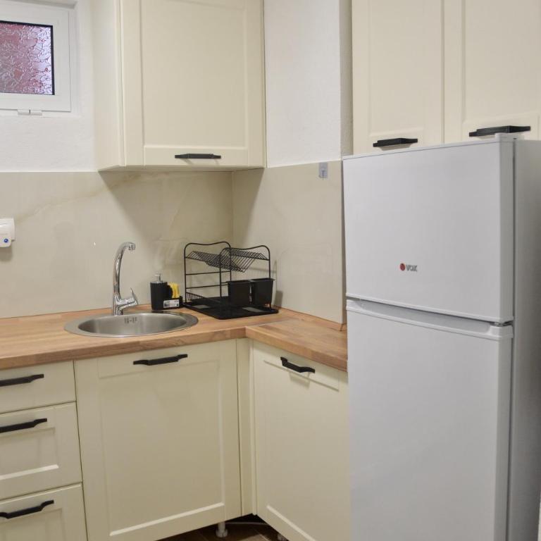 Cozy one bedroom apartment with parking - One-Bedroom Apartment - 24