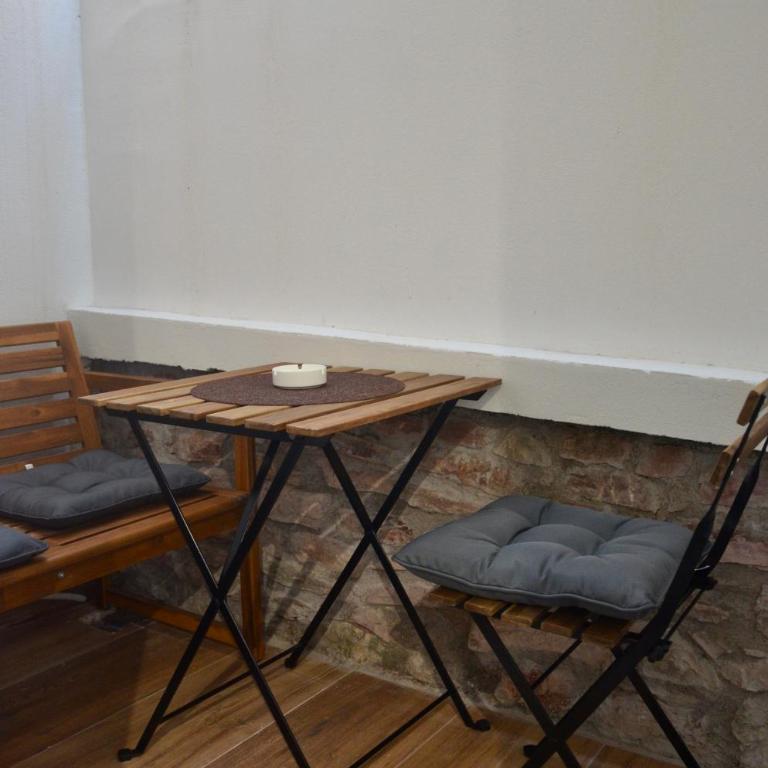 Cozy one bedroom apartment with parking - One-Bedroom Apartment - 30