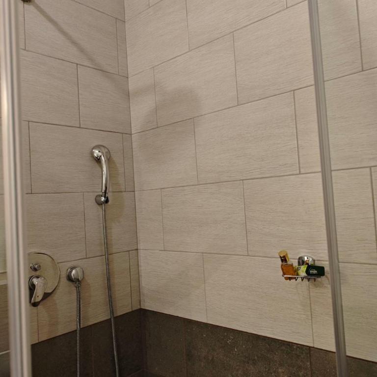 Peaceful Family Stay Ilidza with Free Parking - Apartman sa 2 Spavaće Sobe - 15