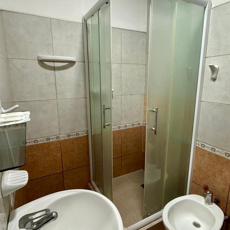 Azul Hotel Oberá - Habitación Doble Deluxe con balcón - 5