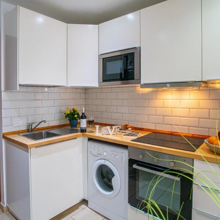 Cozy Beach Apartment by TuriVida - Apartamento de 1 dormitorio - 2