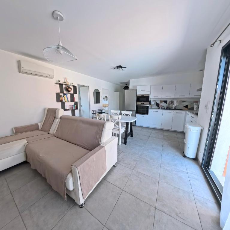 Villa Chrisaline, climatisée, 3 espaces de vie, piscine chauffée, Plages, Golf - Villa avec Piscine Privée - 8