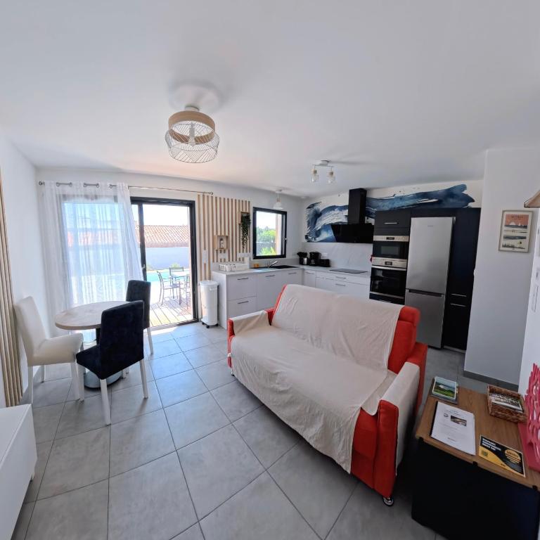 Villa Chrisaline, climatisée, 3 espaces de vie, piscine chauffée, Plages, Golf - Villa avec Piscine Privée - 9