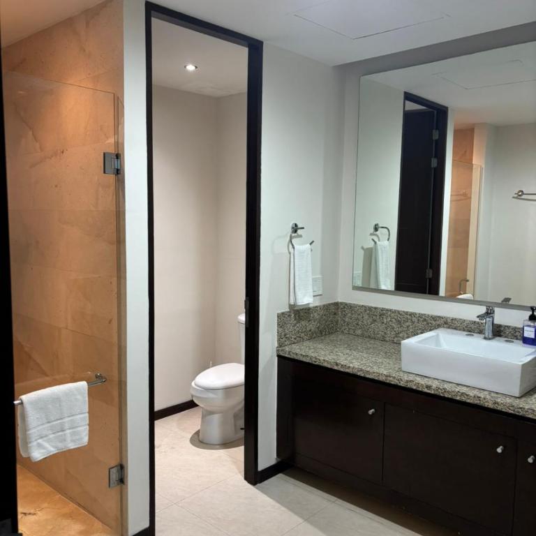 Espectacular departamento frente al mar - Three-Bedroom Apartment - 3