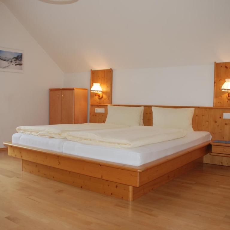 Hotel Zum Granitzl - Doppelzimmer mit Balkon - 3