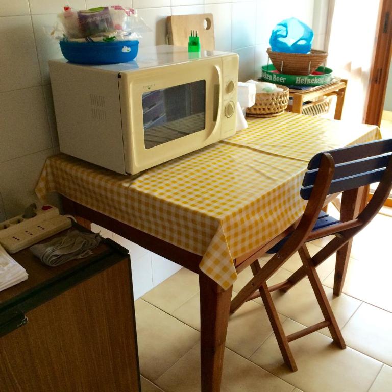 Pozzetto & Poetto - Three-Bedroom Apartment - 15