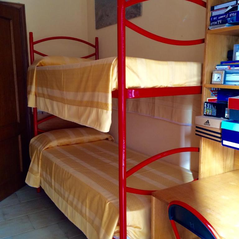 Pozzetto & Poetto - Three-Bedroom Apartment - 21